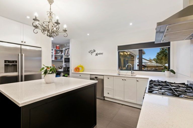 Photo of property in 83 Stableford Drive, Pyes Pa, Tauranga, 3112