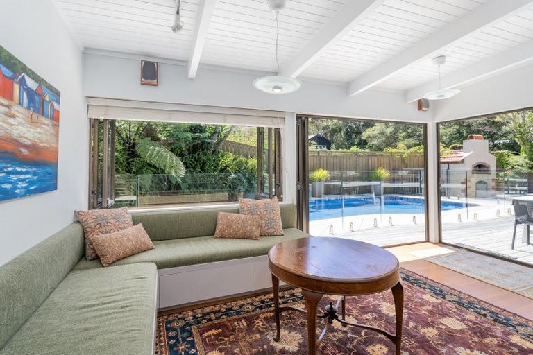 Photo of property in 3 Puriri Place, Whitianga, 3510