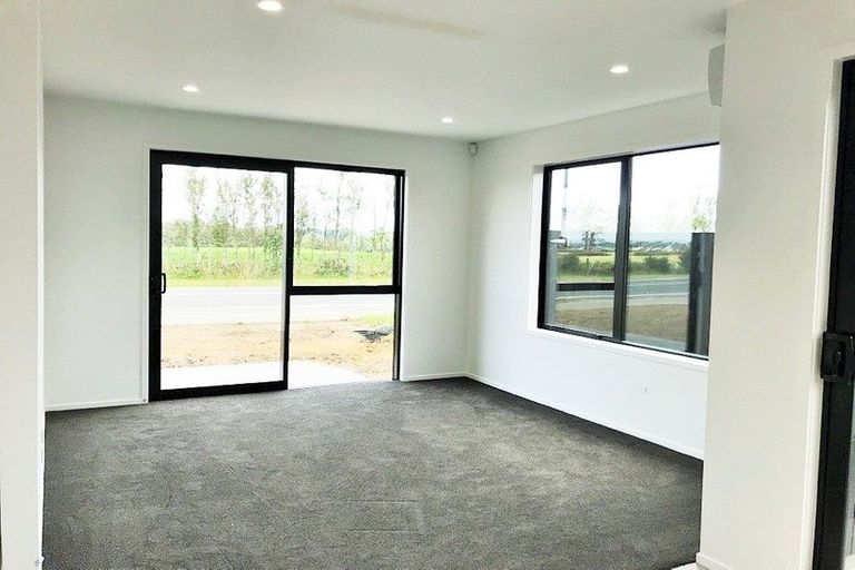 Photo of property in 61 Clarks Beach Road, Clarks Beach, 2122