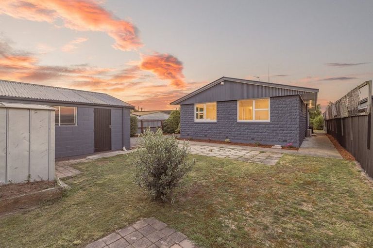 Photo of property in 4 Clarevale Street, Burwood, Christchurch, 8083