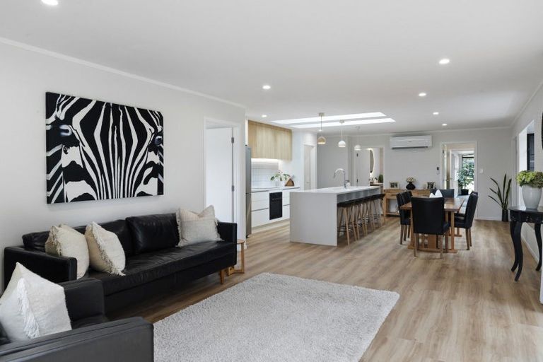 Photo of property in 414 Paparata Road, Bombay, 2675