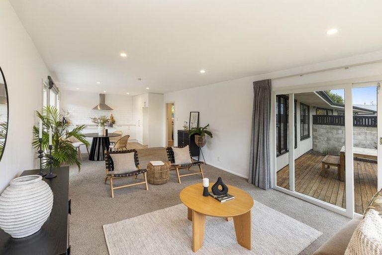 Photo of property in 1/9 Chislehurst Place, Bryndwr, Christchurch, 8052