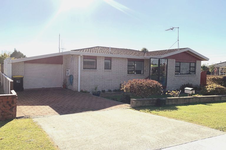 Photo of property in 16 Christie Avenue, Te Awamutu, 3800