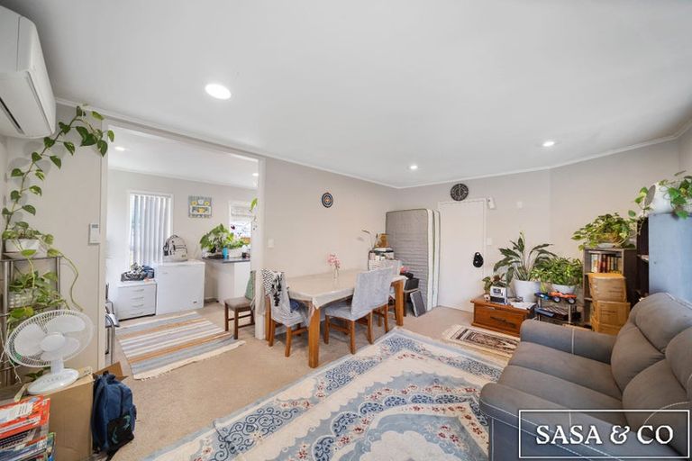 Photo of property in 3 Ilford Crescent, Mangere, Auckland, 2022