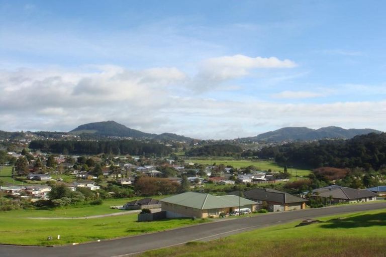 Photo of property in 13 Eileen Stephens Place, Tikipunga, Whangarei, 0112