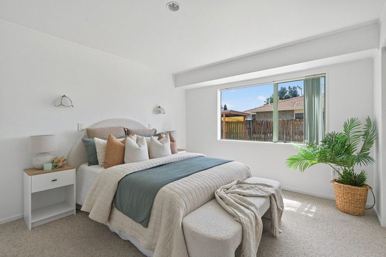 Photo of property in 2 James Henry Avenue, Papamoa Beach, Papamoa, 3118