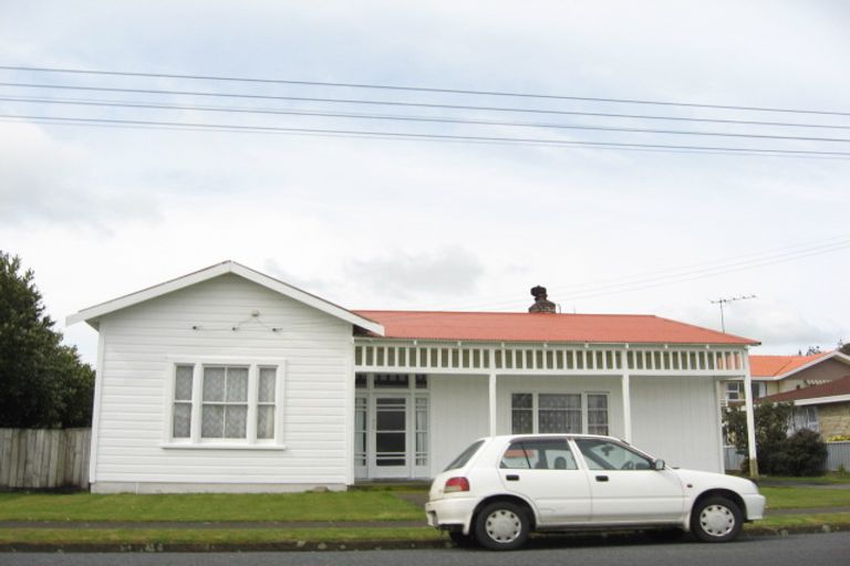 Photo of property in 41 Moa Street, Inglewood, 4330