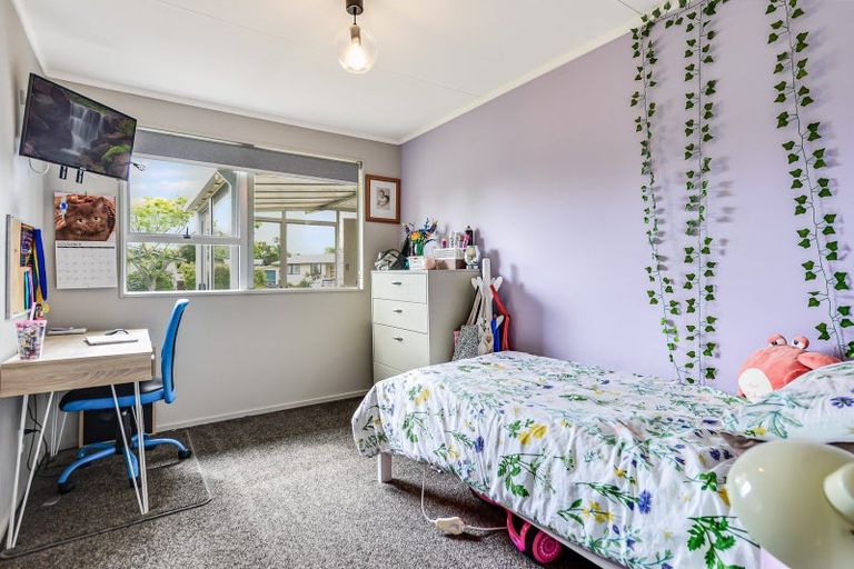 Photo of property in 12 Lansdowne Crescent, Glenview, Hamilton, 3206