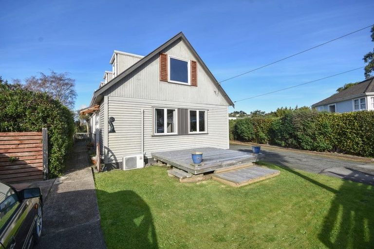 Photo of property in 28 Freyberg Avenue, Sawyers Bay, Port Chalmers, 9023