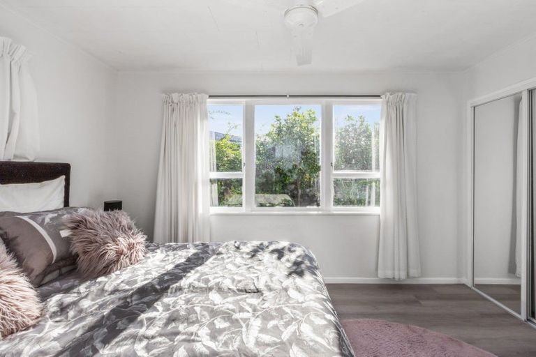 Photo of property in 51 Coventry Avenue, Tamatea, Napier, 4112