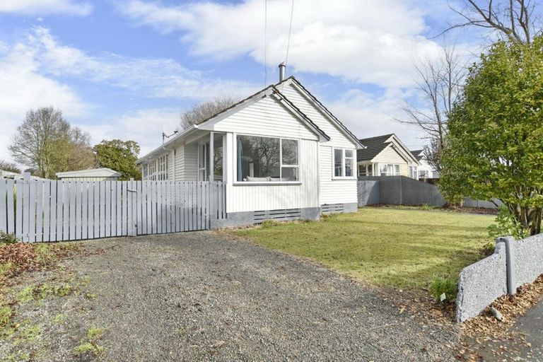 Photo of property in 97 Hoani Street, Northcote, Christchurch, 8052