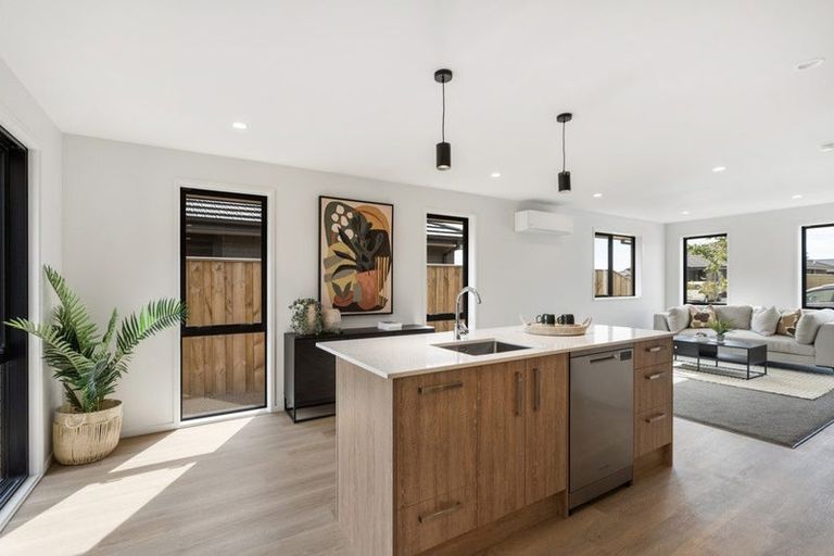 Photo of property in 53 Stackwood Avenue, Woodend, 7691