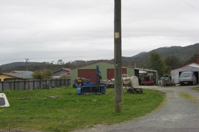 Photo of property in 42-44 Macdougall Avenue, Dunollie, Runanga, 7803