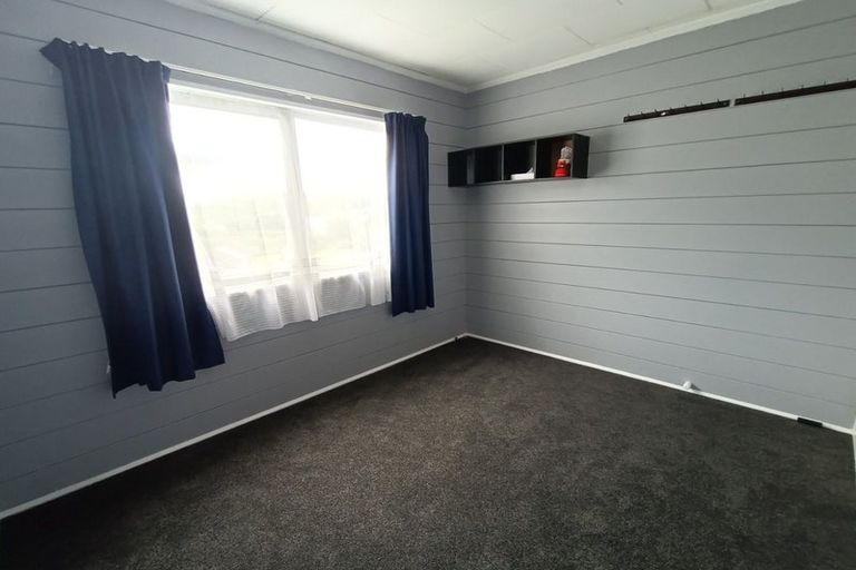 Photo of property in 38 Jackson Terrace, Ranui, Porirua, 5024