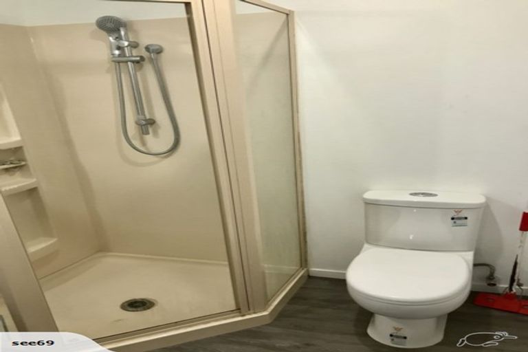 Photo of property in 324 Mount Albert Road, Mount Roskill, Auckland, 1041