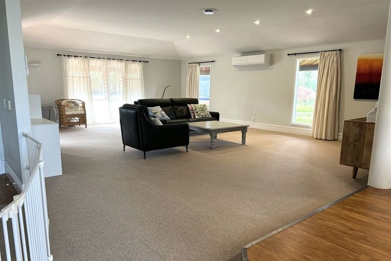 Photo of property in 51 Trafford Street, Harewood, Christchurch, 8051