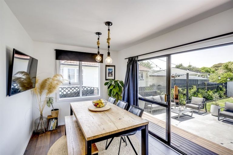 Photo of property in 50 Russell Road, Marewa, Napier, 4110