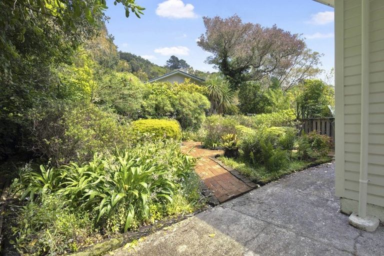 Photo of property in 3 Arden Way, Wilton, Wellington, 6012