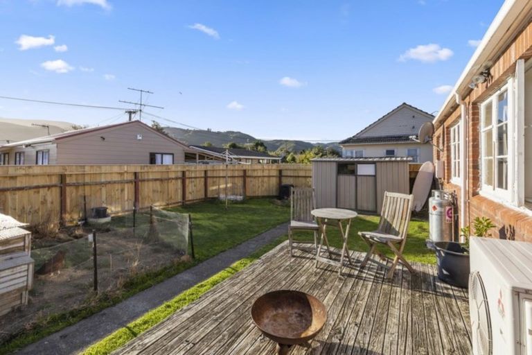 Photo of property in 1277 High Street, Taita, Lower Hutt, 5011