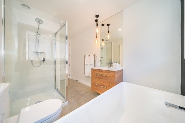 Photo of property in 46 Brentwood Street, Trentham, Upper Hutt, 5018