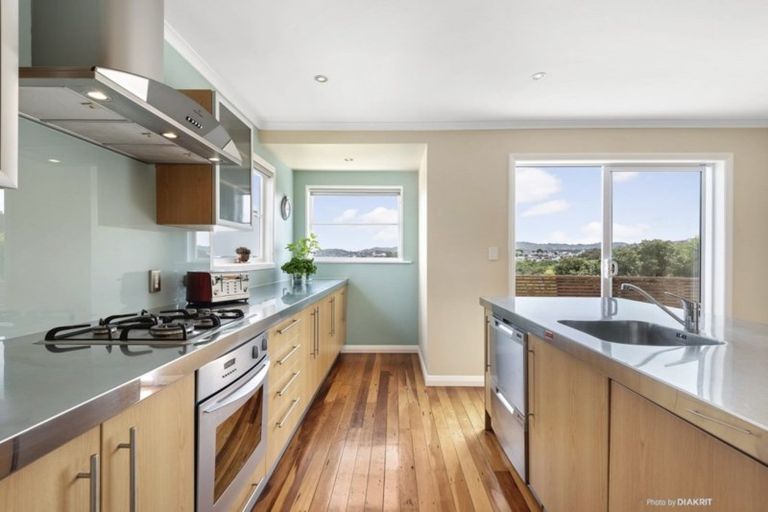 Photo of property in 141 Nevay Road, Miramar, Wellington, 6022