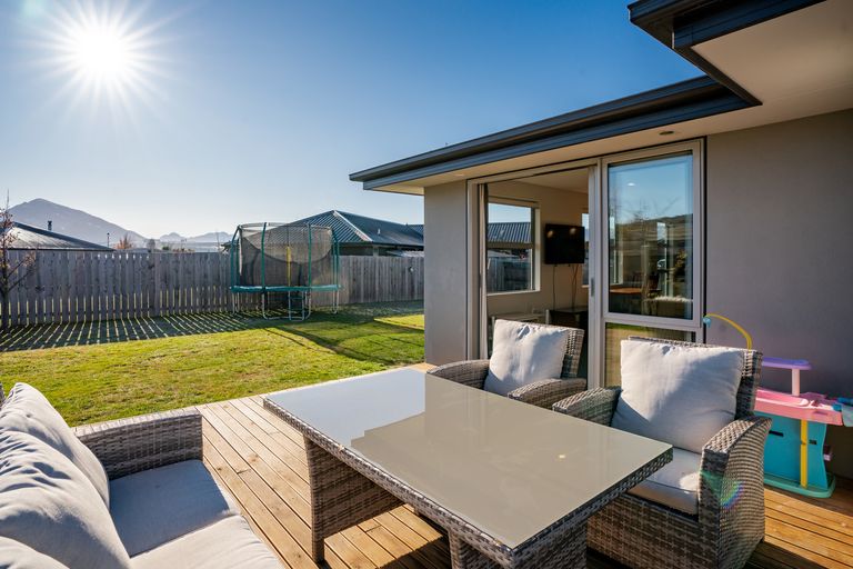 Photo of property in 14 Finch Street, Albert Town, Wanaka, 9305