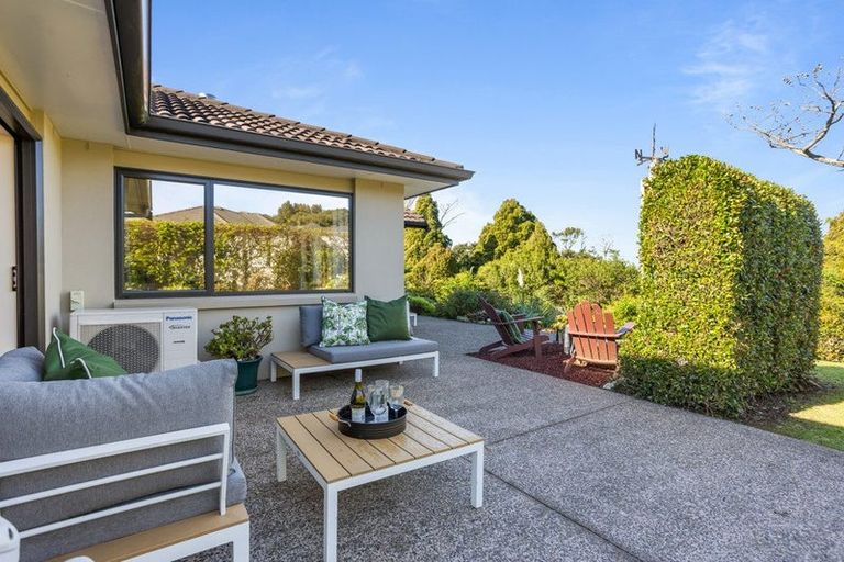 Photo of property in 114 Vaughans Road, Long Bay, Albany, 0792