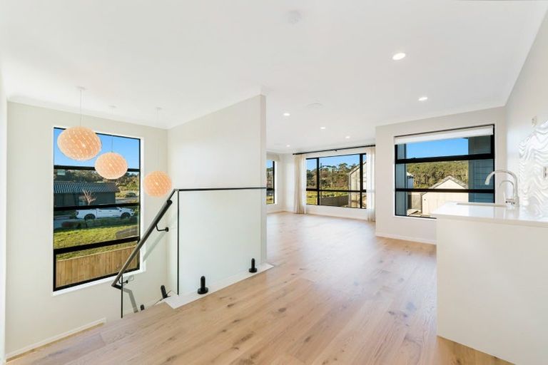 Photo of property in 91 Riverhead Point Drive, Riverhead, 0820