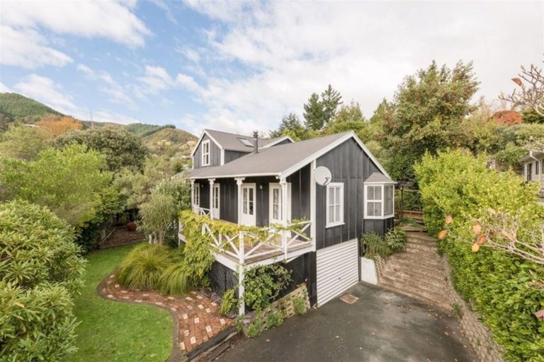 Photo of property in 12 Naumai Street, Atawhai, Nelson, 7010