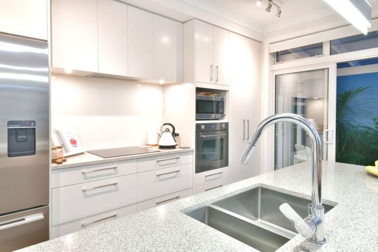 Photo of property in 14 Plantation Terrace, Orewa, 0931