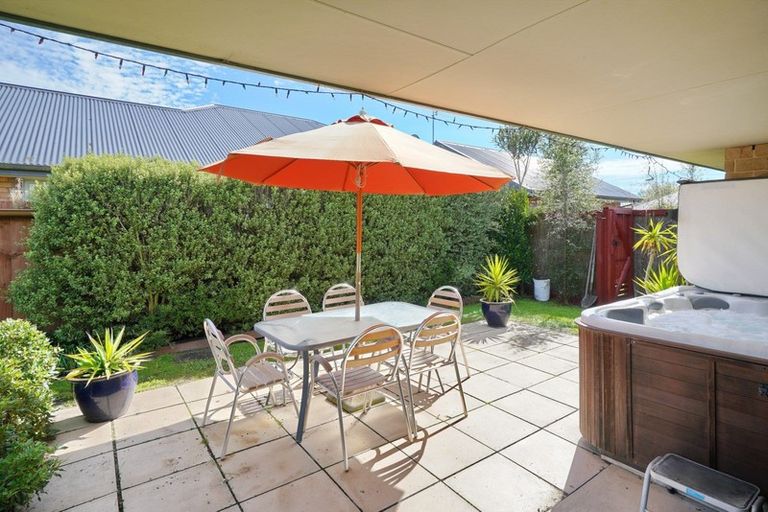 Photo of property in 102 Charles Street, Rangiora, 7400