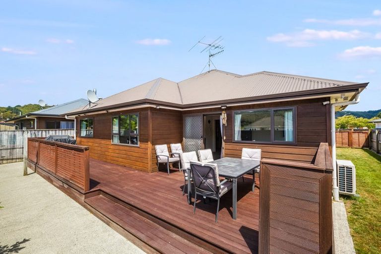 Photo of property in 13 Woodland Grove, Wainuiomata, Lower Hutt, 5014