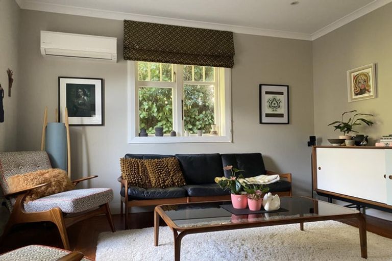 Photo of property in 23 Nikau Street, Eastbourne, Lower Hutt, 5013