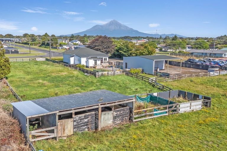 Photo of property in 122 Cordelia Street, Stratford, 4332