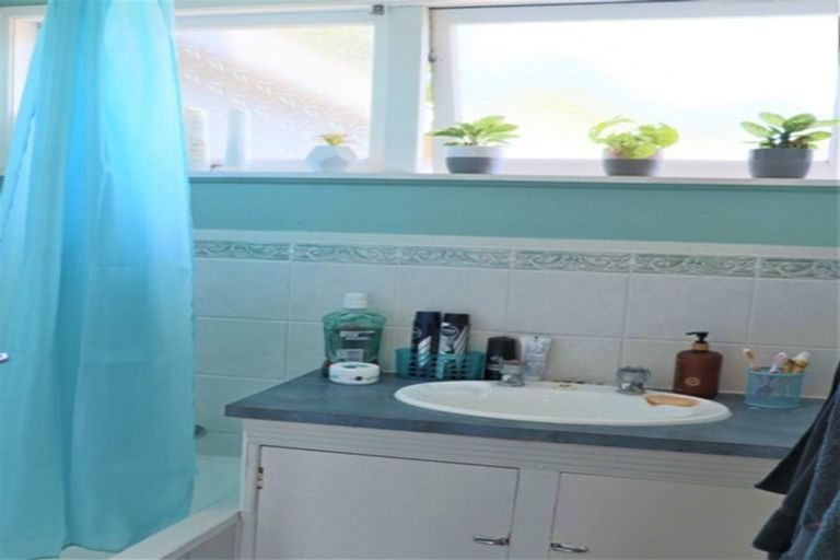 Photo of property in 2 Cambridge Road, Waihi, 3610