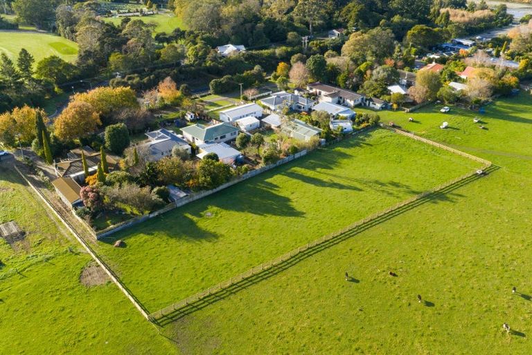 Photo of property in 1454 Napier Road, Ashhurst, 4810