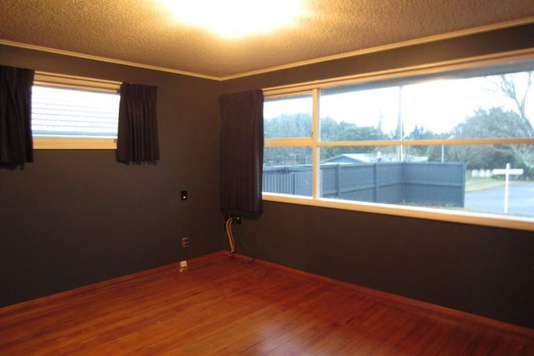 Photo of property in 90 Peacockes Road, Fitzroy, Hamilton, 3206