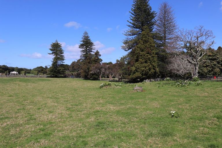 Photo of property in 571 Ngunguru Road, Glenbervie, Whangarei, 0173