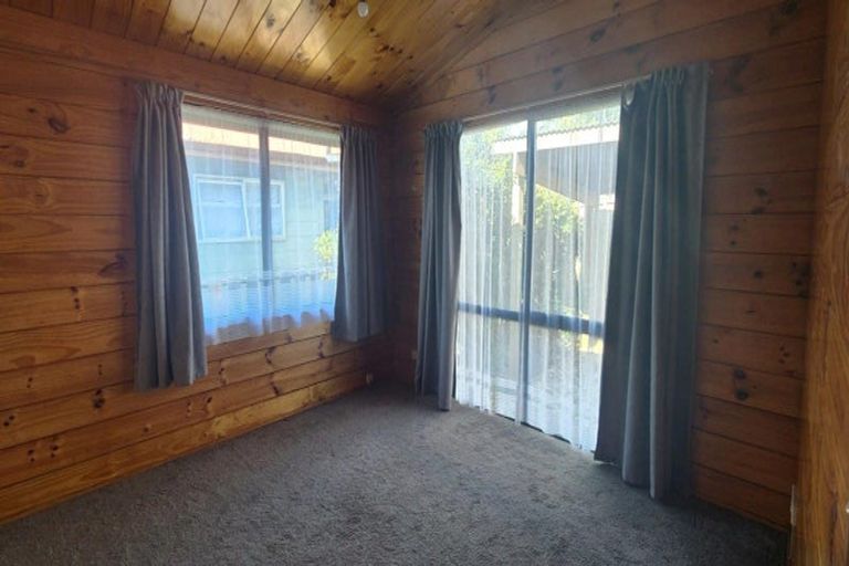Photo of property in 22a Monokia Street, Fairy Springs, Rotorua, 3015