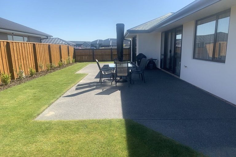 Photo of property in 64 Watkins Drive, Rangiora, 7400