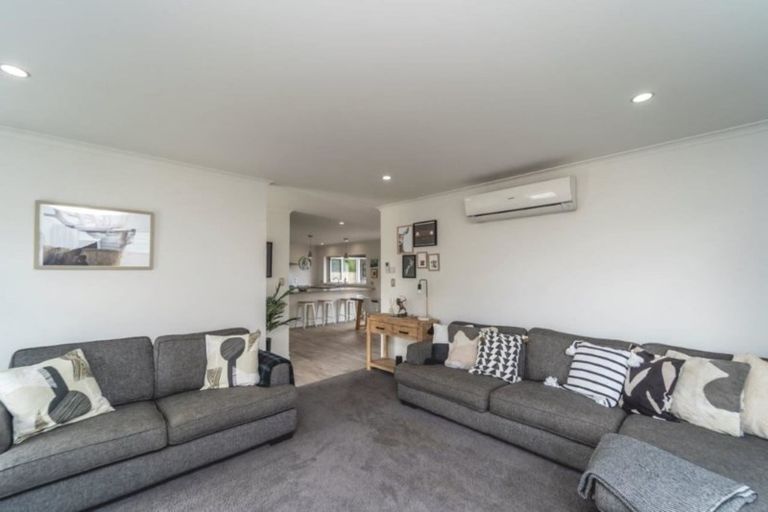 Photo of property in 53 Frederick Street, Carterton, 5713