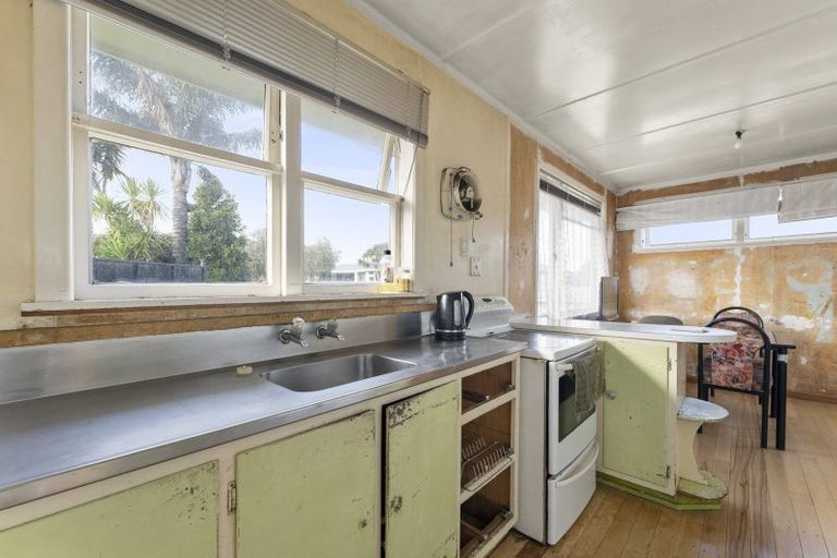 Photo of property in 49 Links Avenue, Mount Maunganui, 3116