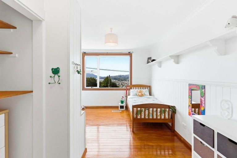 Photo of property in 37 Earls Road, Saint Clair, Dunedin, 9012