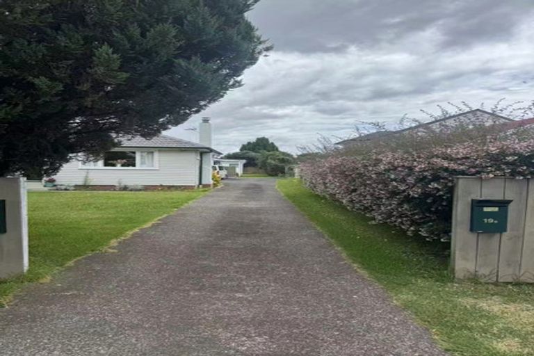 Photo of property in 2/19 Martin Road, Manurewa, Auckland, 2102