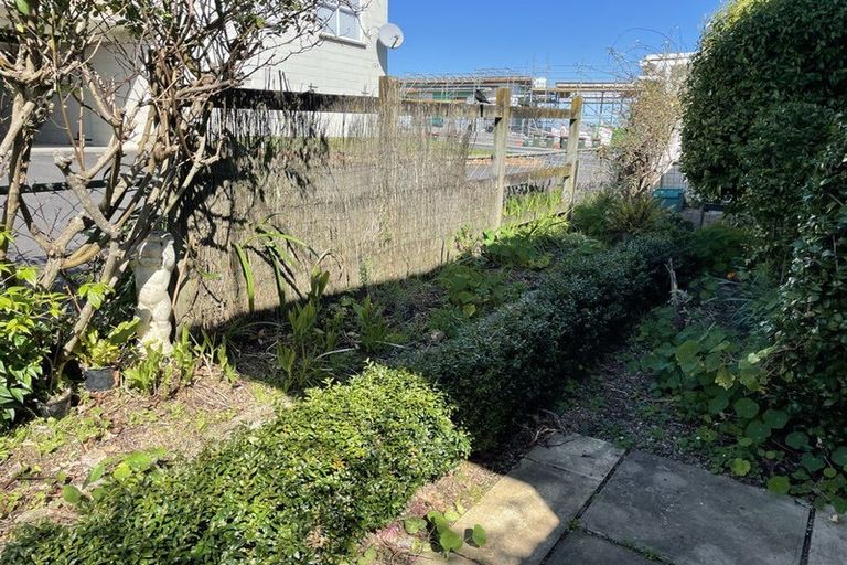 Photo of property in 3/103 Lake Road, Frankton, Hamilton, 3204