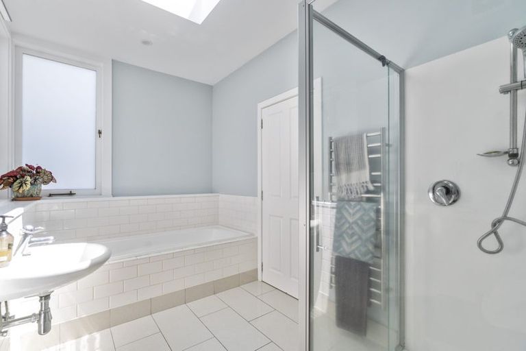 Photo of property in 40 Livingstone Street, Westmere, Auckland, 1022