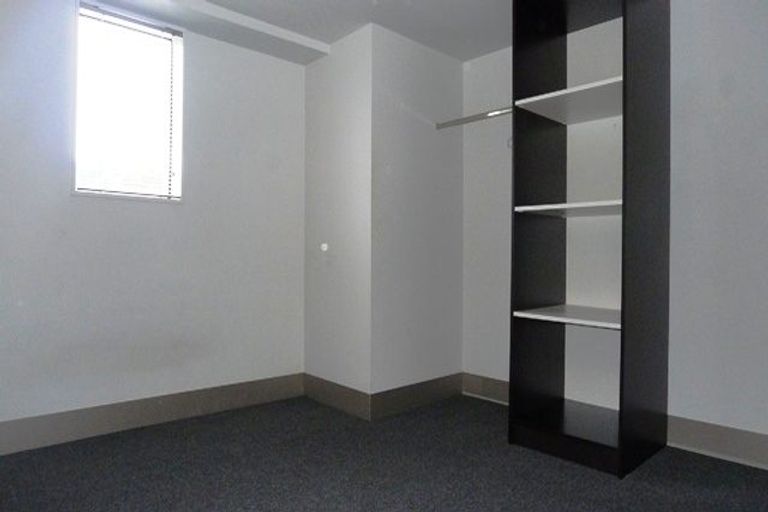 Photo of property in Urbane Apartments, 39/29 Webb Street, Mount Cook, Wellington, 6011