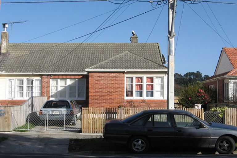 Photo of property in 52 Seddon Street, Naenae, Lower Hutt, 5011