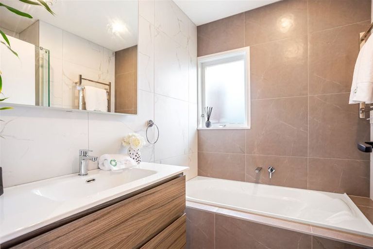 Photo of property in 248 Sunset Road, Sunnybrook, Rotorua, 3015