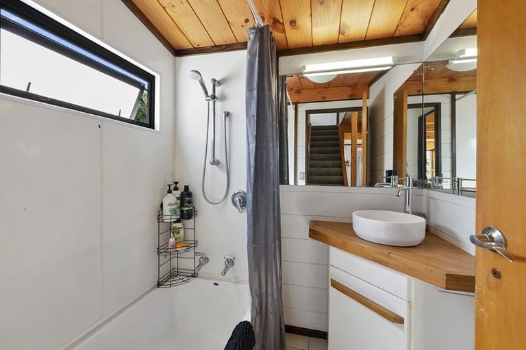 Photo of property in 21 Rata Street, Upper Vogeltown, New Plymouth, 4310